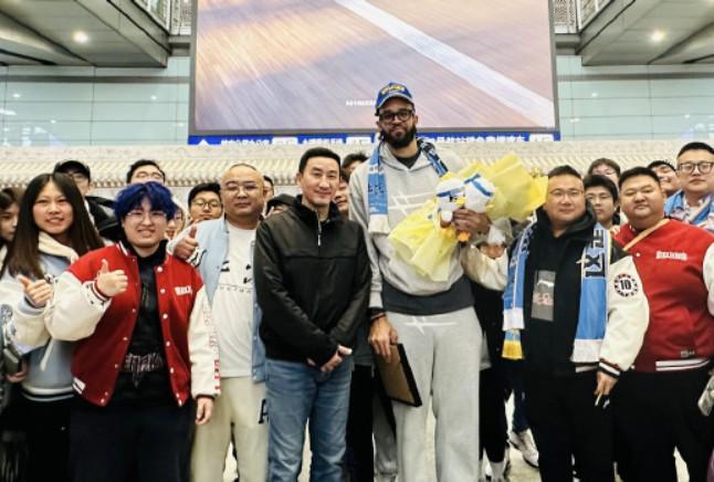 开云体育在线-北京首钢：会全力推进麦基的注册流程，期待与他并肩作战